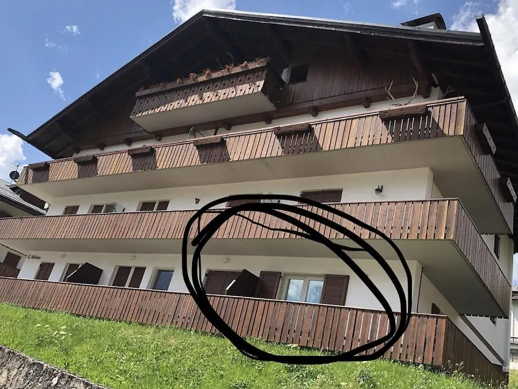 Apartment Surrounded By A Breathtaking Panorama! Cortina 4+2 Beds, Two Bathrooms On Two Floors Cortina d'Ampezzo