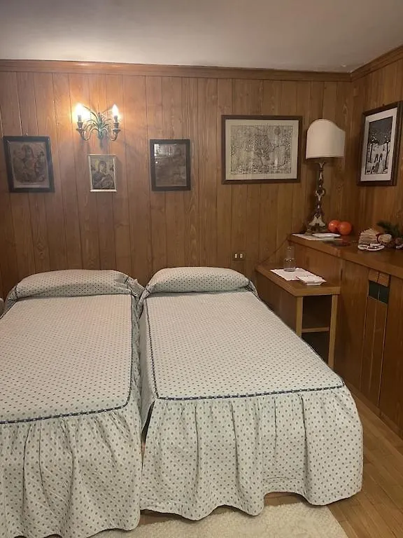 Surrounded By A Breathtaking Panorama! Cortina 4+2 Beds, Two Bathrooms On Two Floors Cortina d'Ampezzo 0*,  Italy